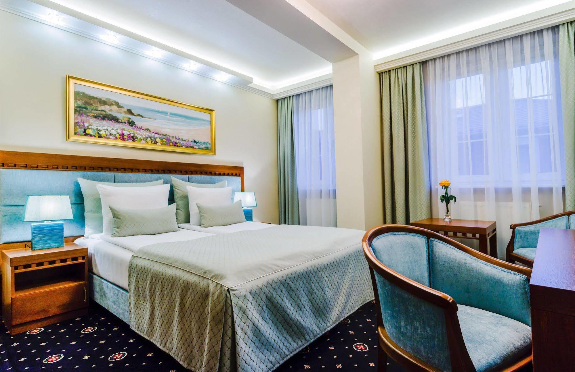 Grein Hotel Rzeszów Buitenkant foto